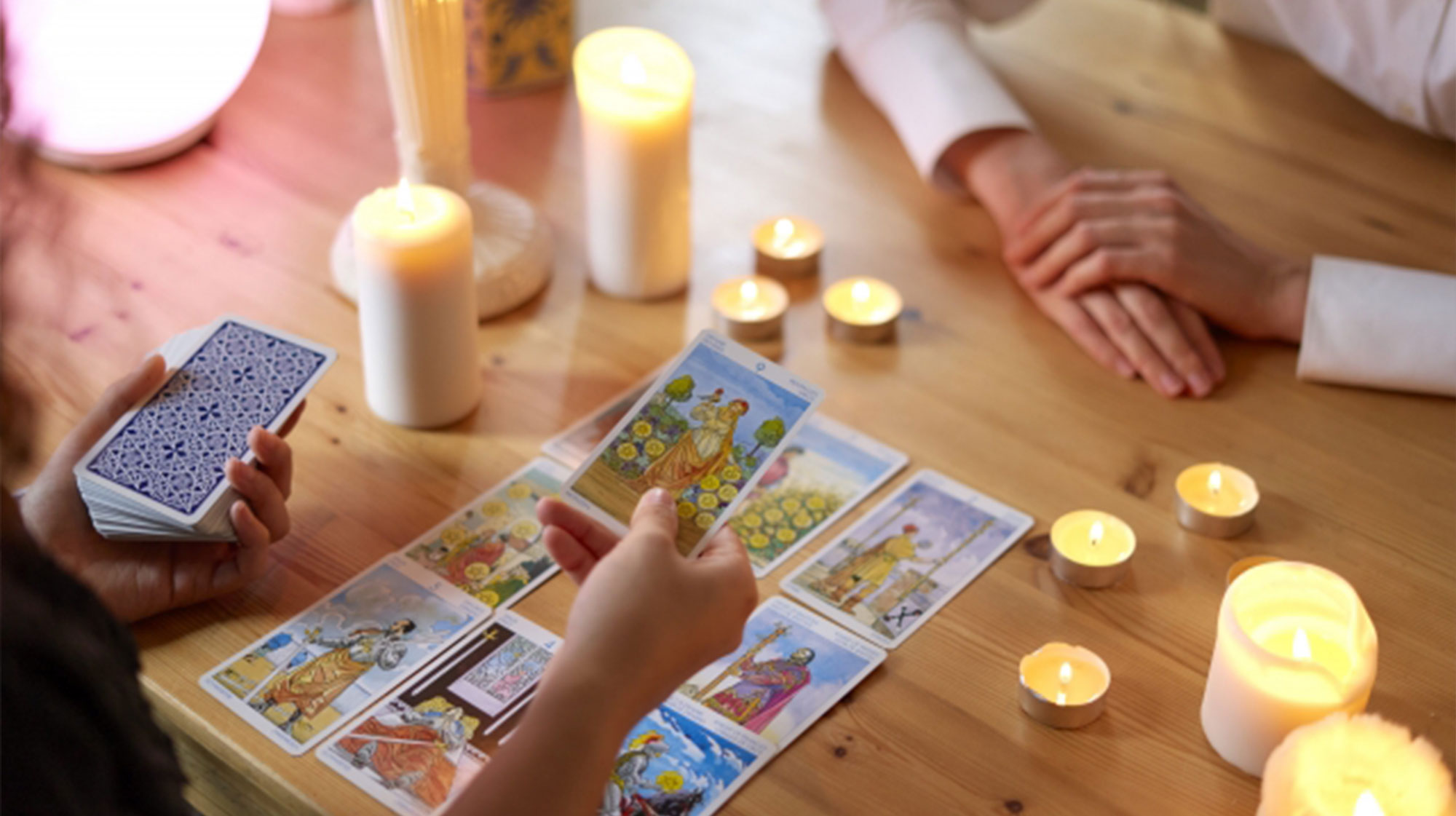 タロット占い鑑定講座を受講する